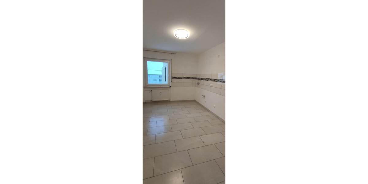Etagenwohnung Wunsiedel - 2 Zimmer, 68 m&sup2;, 530&euro; | Angebot:25906808
