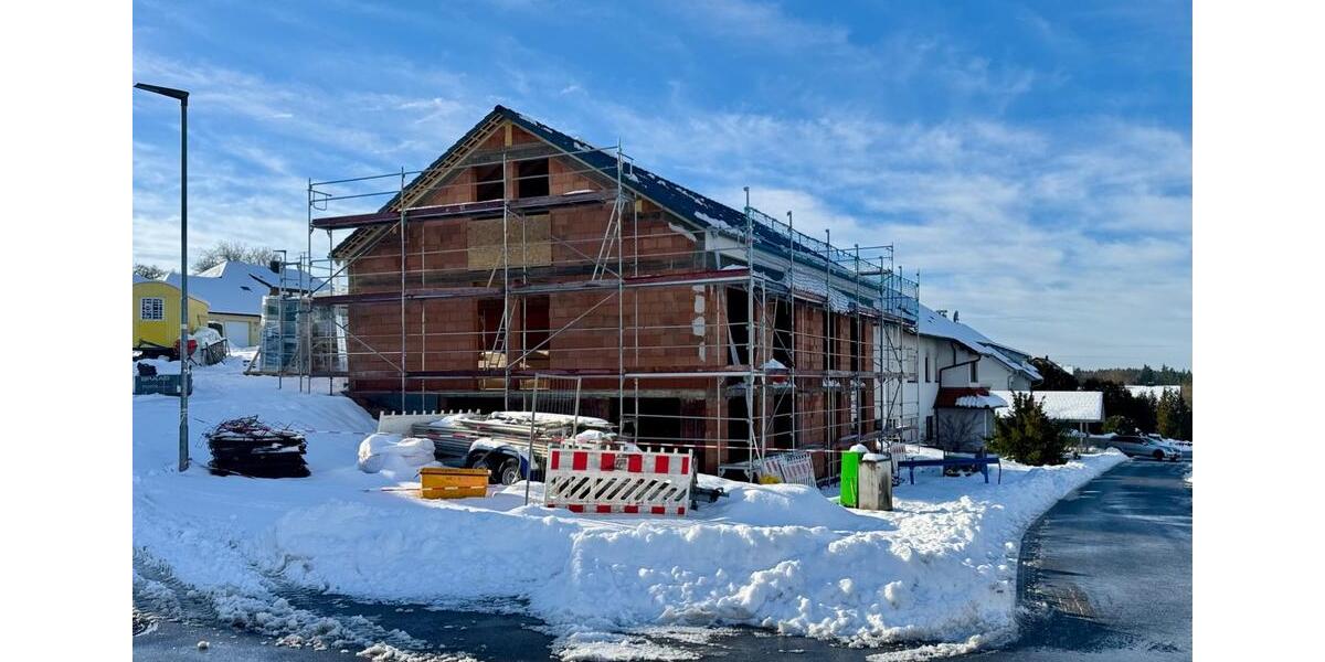 Doppelhaushälfte Rosenberg - 7 Zimmer, 183 m&sup2;, 1.550&euro; | Angebot:24559220