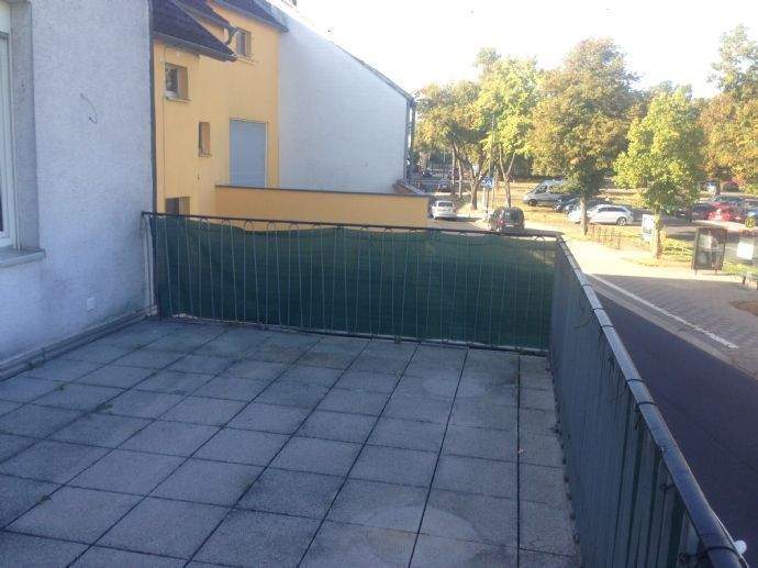 Etagenwohnung Köln Sürth - 3 Zimmer, 94 m&sup2;, 1.250&euro; | Angebot:26712509
