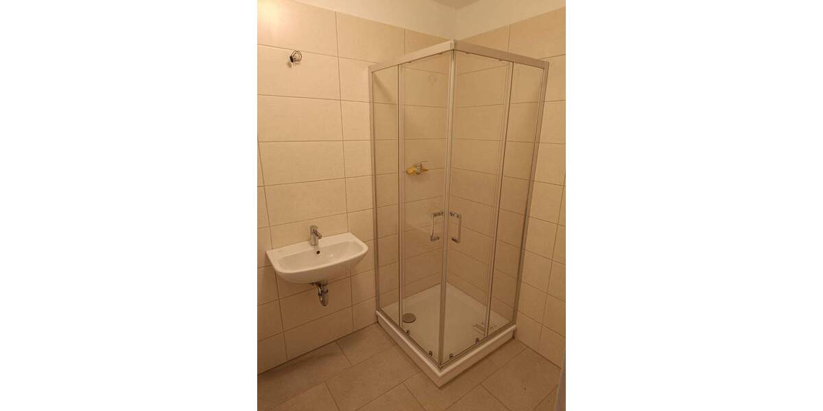 Etagenwohnung Staßfurt - 2 Zimmer, 60 m&sup2;, 360&euro; | Angebot:26064721