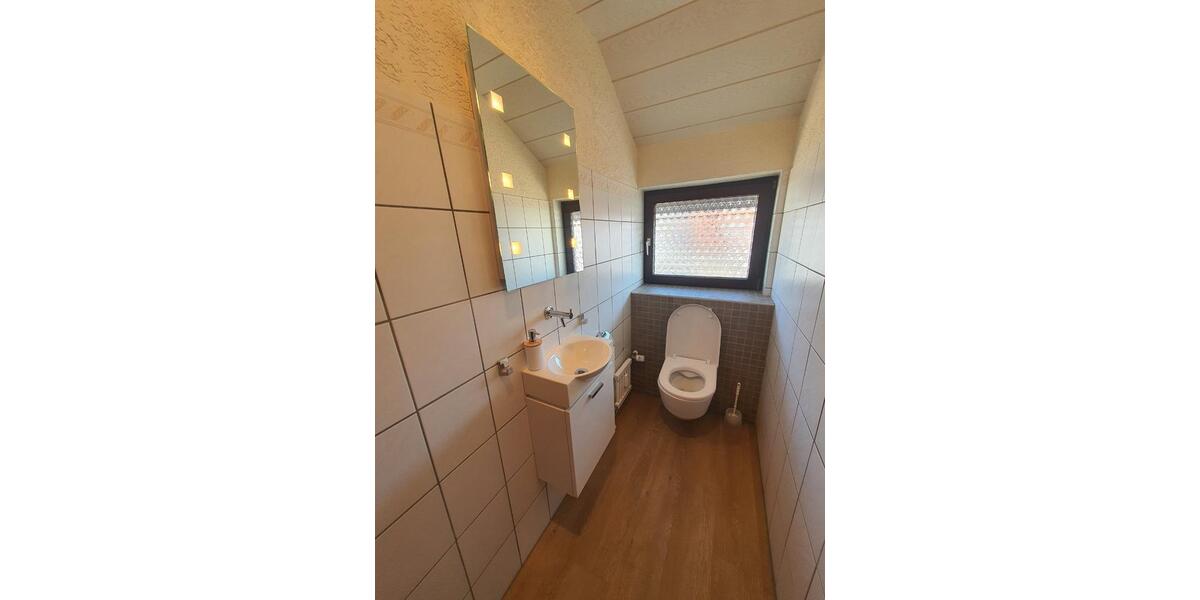 Wohnen auf Zeit Bad Wimpfen - 7 Zimmer, 130 m&sup2;, 18&euro; | Angebot:18618961