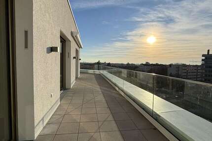 Wohnung zum Mieten in Oberschleißheim 2.370 € 107.77 m² 3 zimmer