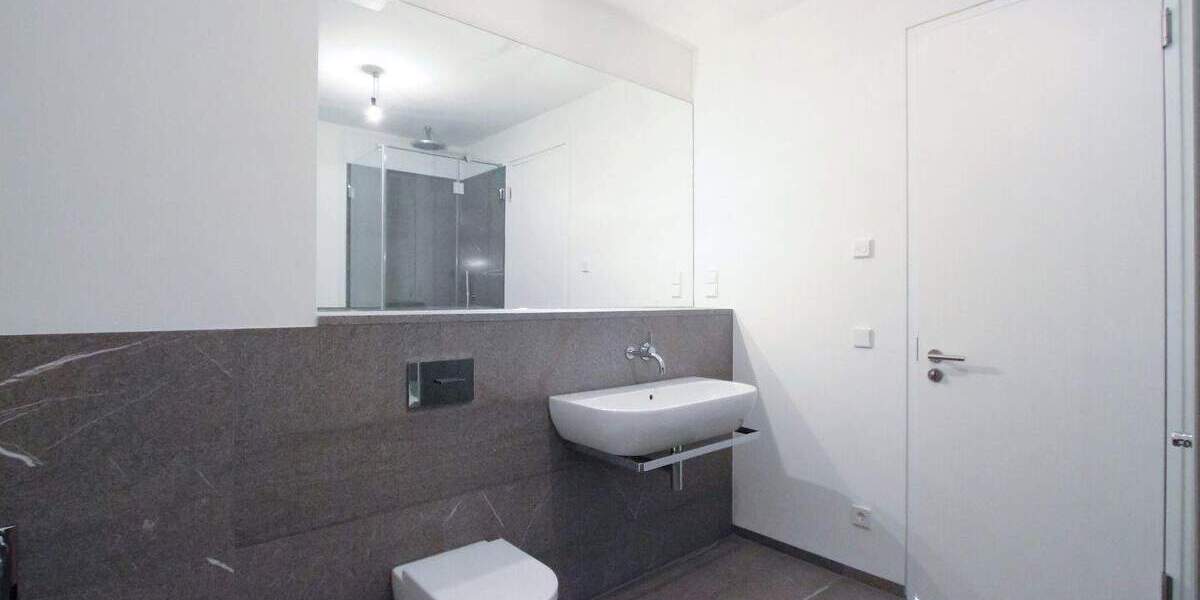 Etagenwohnung Berlin Tiergarten - 2 Zimmer, 139 m&sup2;, 1.980&euro; | Angebot:24825720