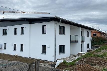 4 - Zimmer Wohnung im Doppelhaus mit Balkon in Südausrichtung 4 zimmer