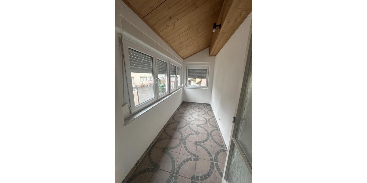 Doppelhaushälfte Stuttgart Vaihingen - 5 Zimmer, 128 m&sup2;, 1.750&euro; | Angebot:25157902