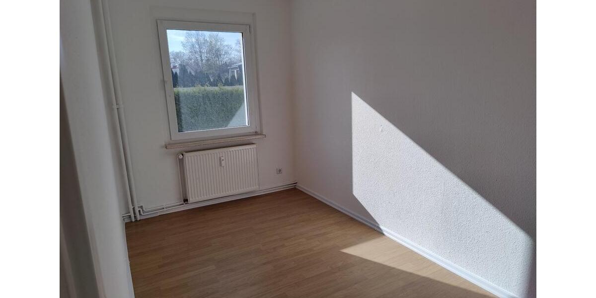 Hochparterre Gröningen - 4 Zimmer, 75 m&sup2;, 450&euro; | Angebot:26017868