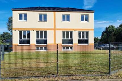 Haus Schildow bei Berlin Schildow - 7 Zimmer, 102 m&sup2;, 2.190&euro; | Angebot:24790501