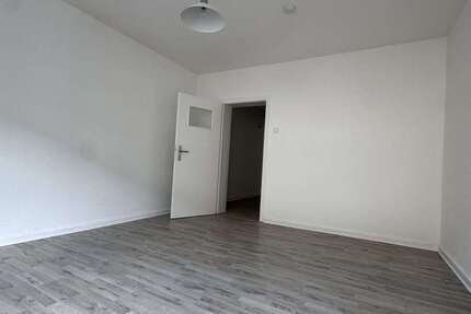 Wohnung Duisburg Hochfeld - 2 Zimmer, 64 m&sup2;, 590&euro; | Angebot:27002868