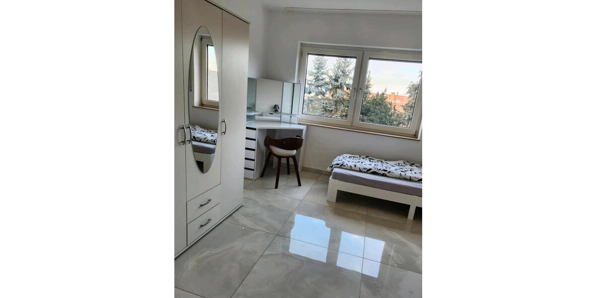 Wohnen auf Zeit Hammersbach - 4 Zimmer, 126 m&sup2;, 30&euro; | Angebot:24772880