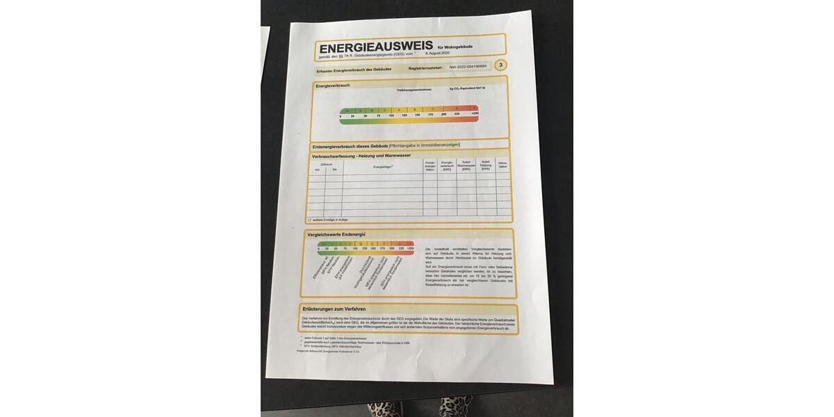 Dachgeschoßwohnung Hennef (Sieg) - 3 Zimmer, 110 m&sup2;, 950&euro; | Angebot:25976726