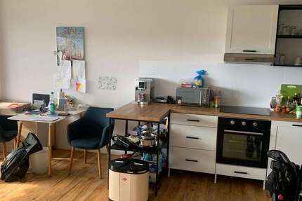 Wohnung zum Mieten in Frankfurt am Main 780 € 51 m² 1.5 zimmer