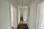 Geschmackvoll SANIERTE ERDGESCHOSSWOHNUNG mit flexiblem Grundriss und BALKON!! zimmer