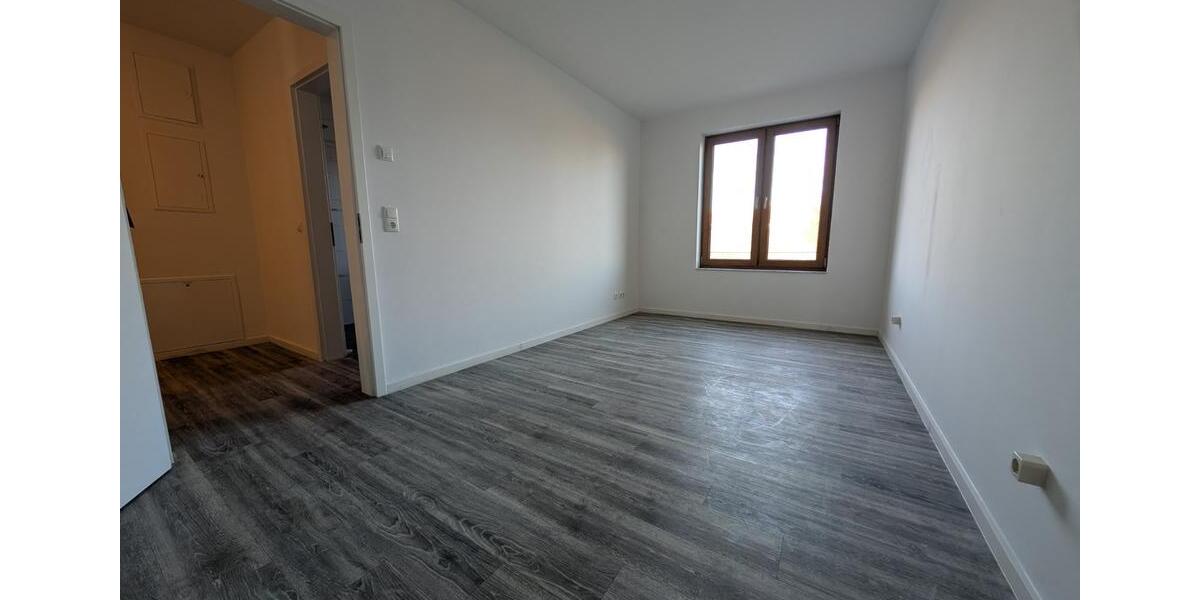 Etagenwohnung Ahrensfelde - 2 Zimmer, 66 m&sup2;, 850&euro; | Angebot:25891634