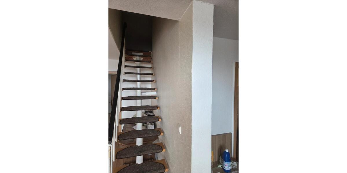 Dachgeschoßwohnung Uchte - 4 Zimmer, 88 m&sup2;, 610&euro; | Angebot:25831585