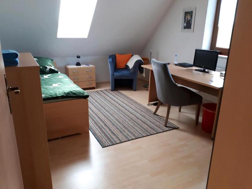 WG Zimmer,Studenten, Mertingen, DON Nähe 7km,frei ab 01.04..