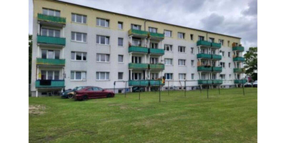 Etagenwohnung Burg Stargard - 3 Zimmer, 60 m&sup2;, 303&euro; | Angebot:25803770