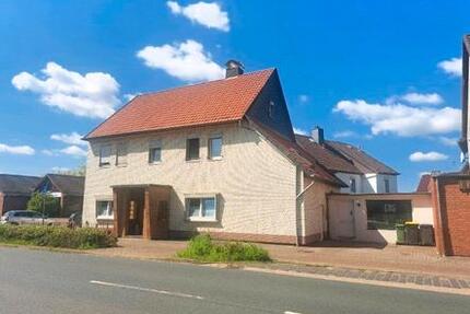 Haus Bockenem - 9 Zimmer, 230 m&sup2;, 800&euro; | Angebot:25056784