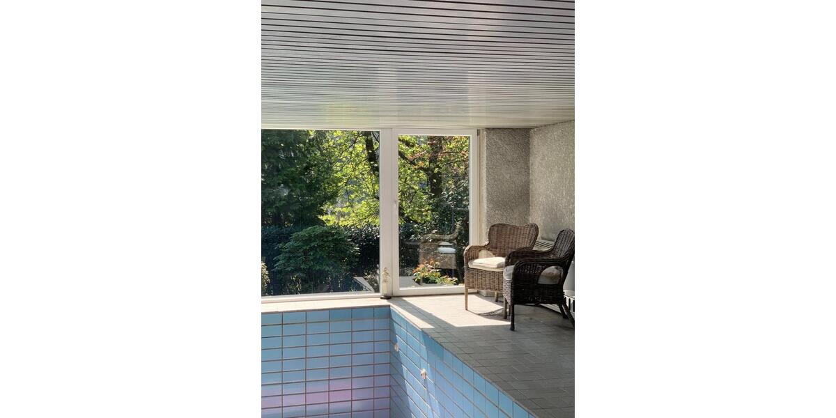 Einfamilienhaus Gummersbach - 6 Zimmer, 250 m&sup2;, 1.950&euro; | Angebot:25216498