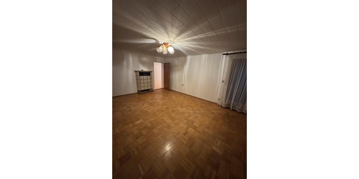 Etagenwohnung Gaildorf - 3 Zimmer, 87 m&sup2;, 800&euro; | Angebot:24886408