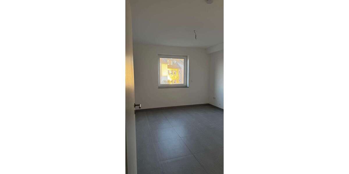Etagenwohnung Duisburg Walsum - 2 Zimmer, 65 m&sup2;, 780&euro; | Angebot:26729600