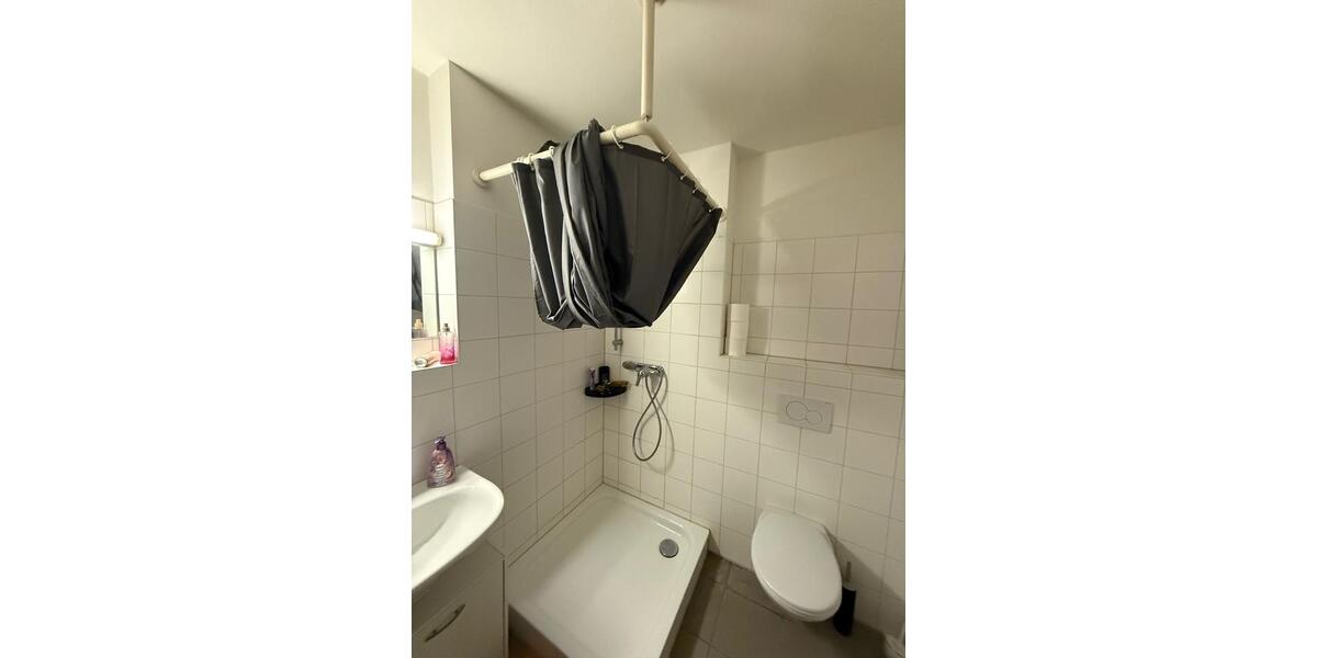 Etagenwohnung Flensburg - 1 Zimmer, 24 m&sup2;, 588&euro; | Angebot:26112452