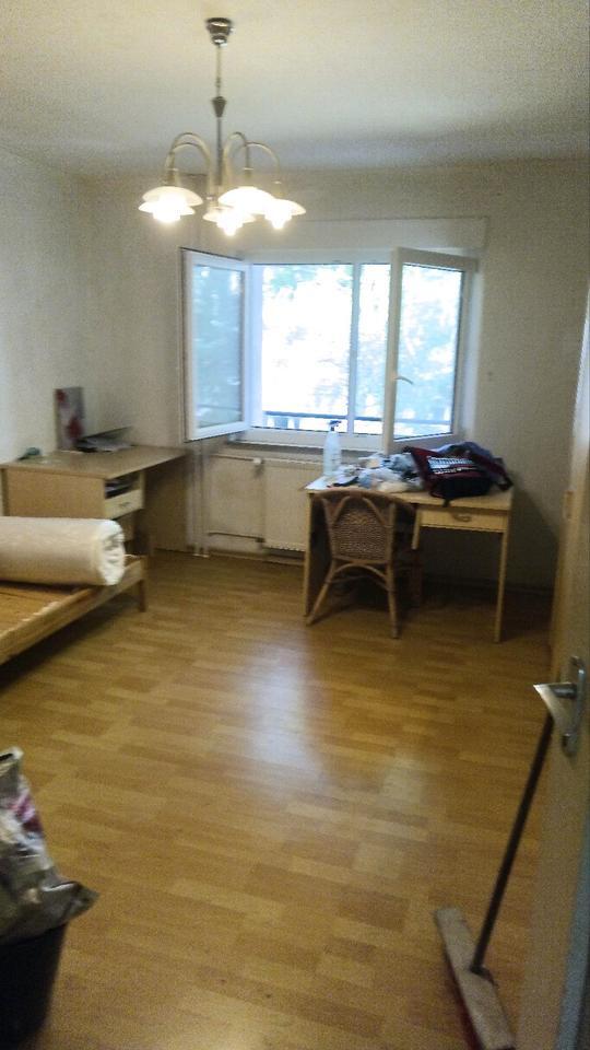 1 Zimmer in einer 3-er Männer WG