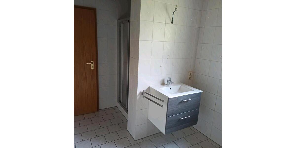 Erdgeschoßwohnung Bad Driburg - 2.5 Zimmer, 85 m&sup2;, 550&euro; | Angebot:24846420