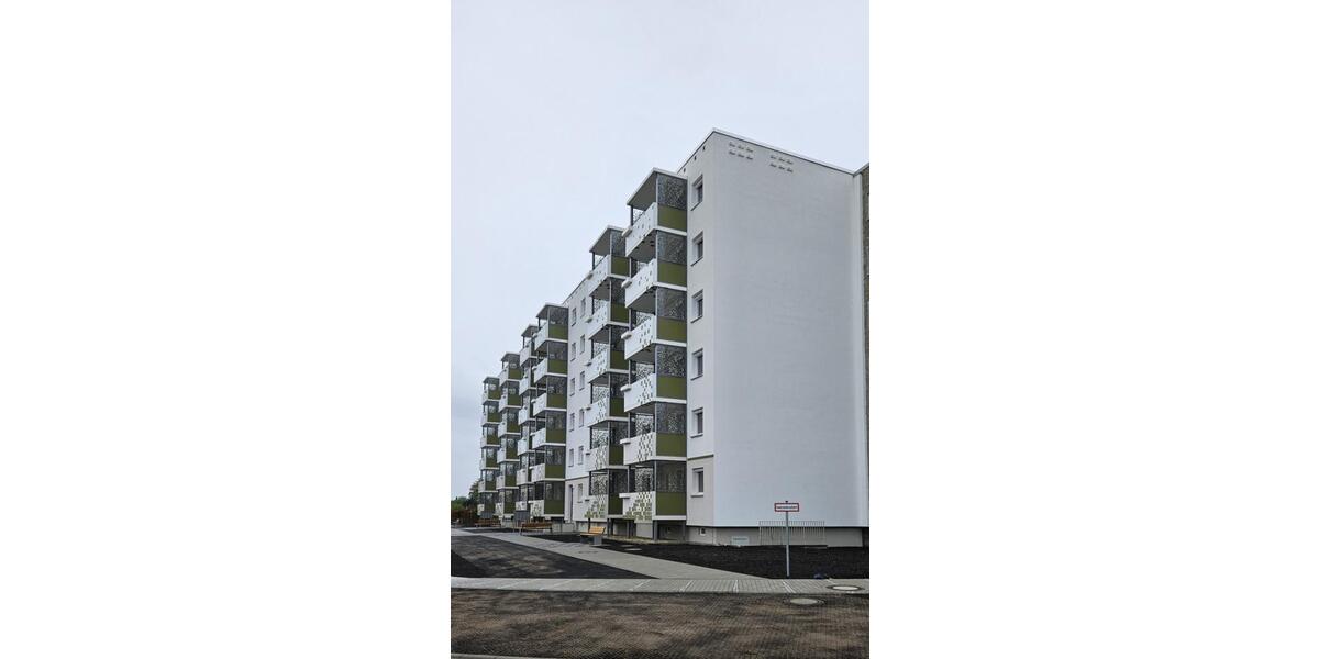 Etagenwohnung Gröditz - 3 Zimmer, 80 m&sup2;, 598&euro; | Angebot:25233763