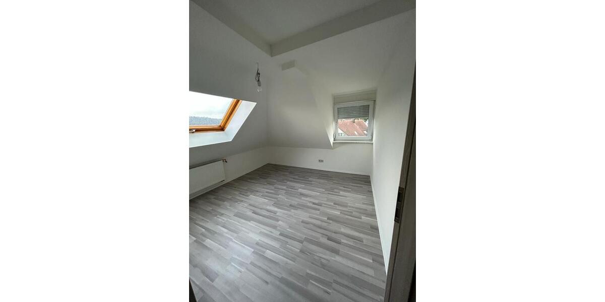Dachgeschoßwohnung Schwäbisch Gmünd - 3 Zimmer, 67 m&sup2;, 660&euro; | Angebot:26587045