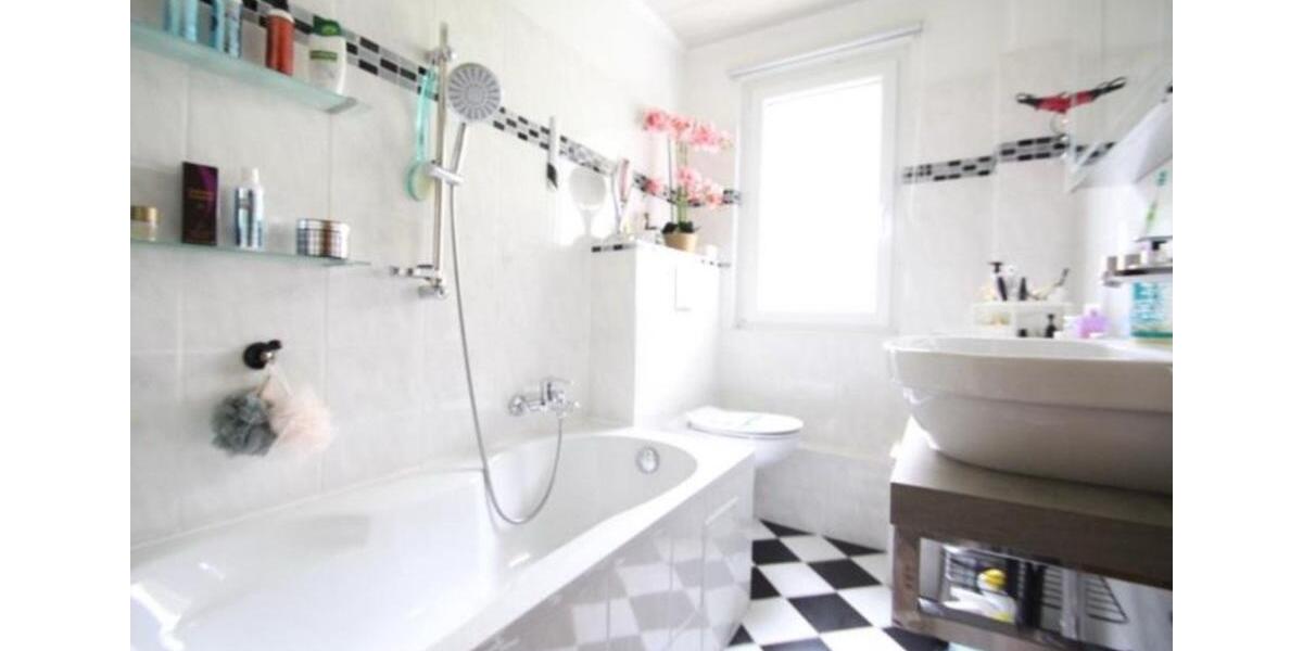 Wohnen auf Zeit Schenkenzell - 8 Zimmer, 160 m&sup2;, 400&euro; | Angebot:22906358