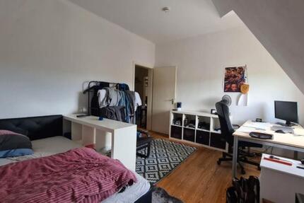 Wohnen auf Zeit Esslingen am Neckar - 1 Zimmer, 15 m&sup2;, 298&euro; | Angebot:26153845