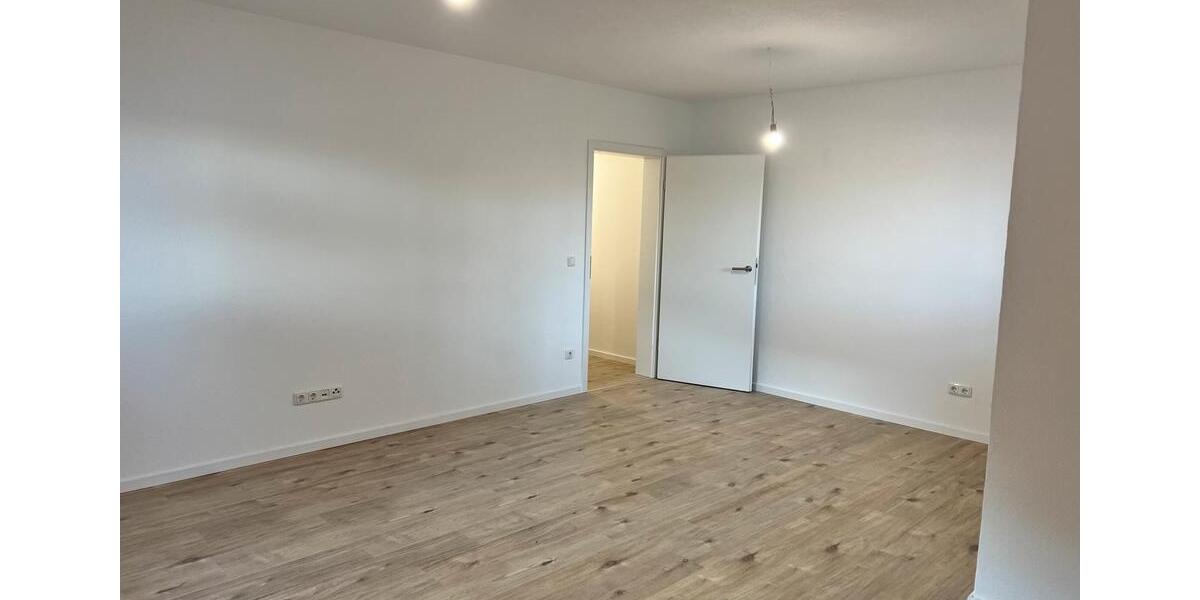 Dachgeschoßwohnung Wissen - 3 Zimmer, 100 m&sup2;, 800&euro; | Angebot:26177157