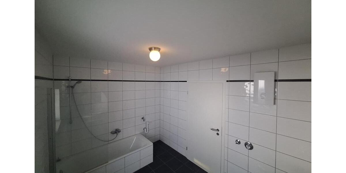 Erdgeschoßwohnung Stadtallendorf - 3 Zimmer, 89 m&sup2;, 790&euro; | Angebot:26634055