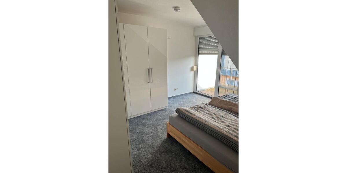 Dachgeschoßwohnung Jena Kernberge - 2 Zimmer, 44 m&sup2;, 1.050&euro; | Angebot:25932752