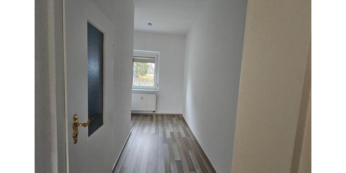 Erdgeschoßwohnung Lauchhammer - 3 Zimmer, 53 m&sup2;, 318&euro; | Angebot:25918268