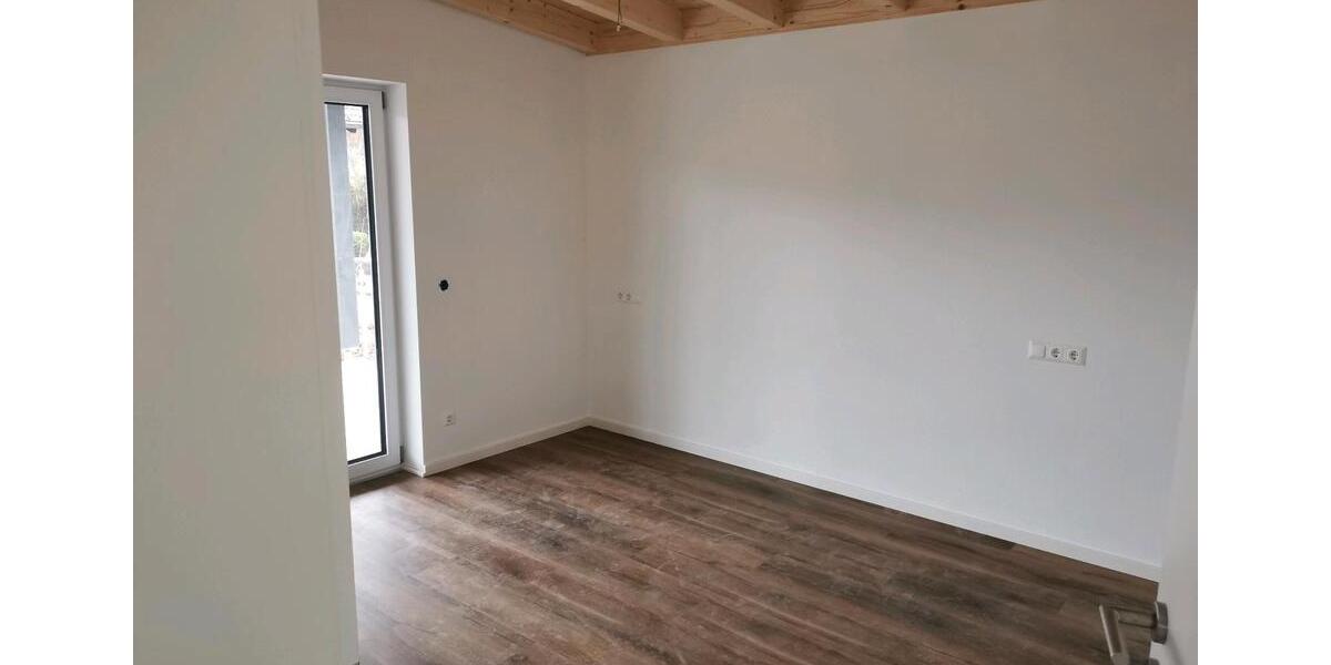 Etagenwohnung Zwiesel - 3 Zimmer, 95 m&sup2;, 950&euro; | Angebot:26596706