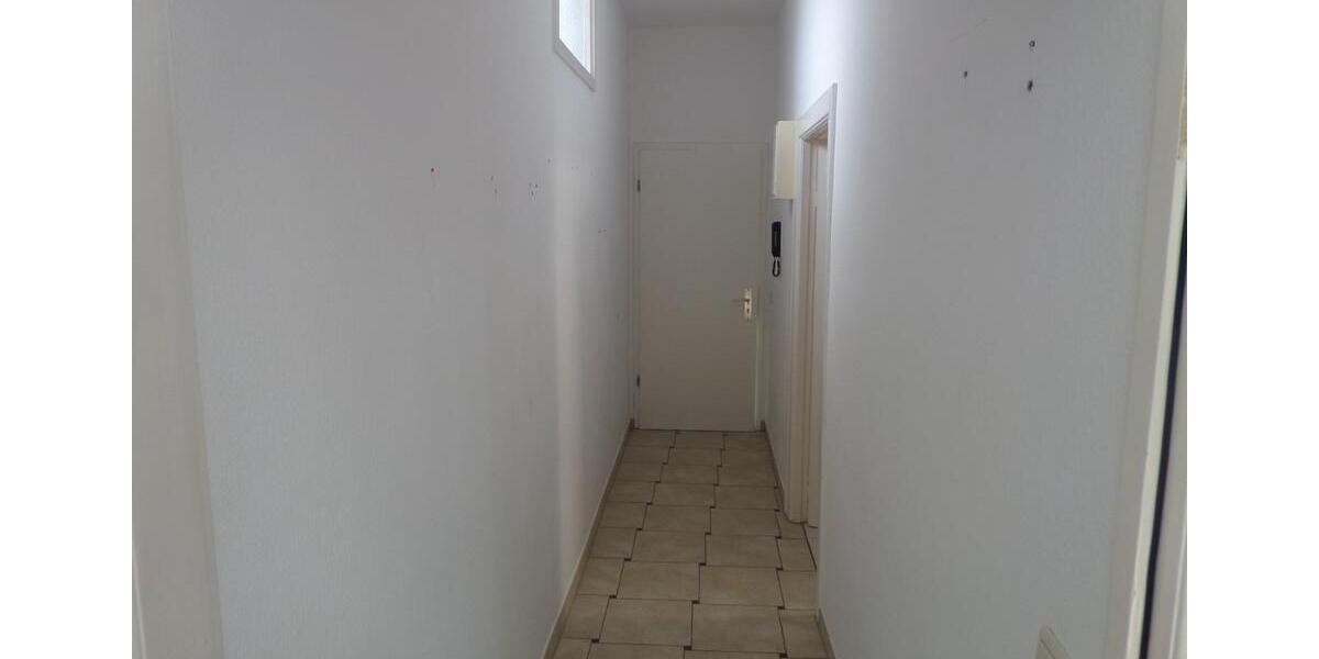 Etagenwohnung Malchin - 2 Zimmer, 75 m&sup2;, 410&euro; | Angebot:23443186