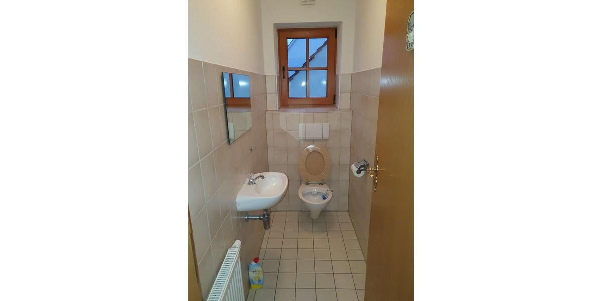 Etagenwohnung Wassertrüdingen - 3 Zimmer, 88 m&sup2;, 670&euro; | Angebot:26005740