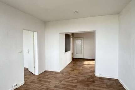 Wohnung Frankfurt (Oder) - 3 Zimmer, 68 m&sup2;, 352&euro; | Angebot:26844844