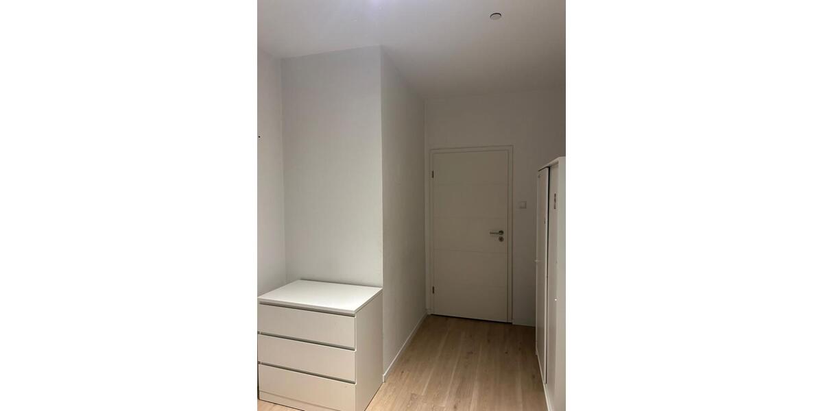 Wohnen auf Zeit Stuttgart Stuttgart-Mitte - 1 Zimmer, 15 m&sup2;, 530&euro; | Angebot:26626668