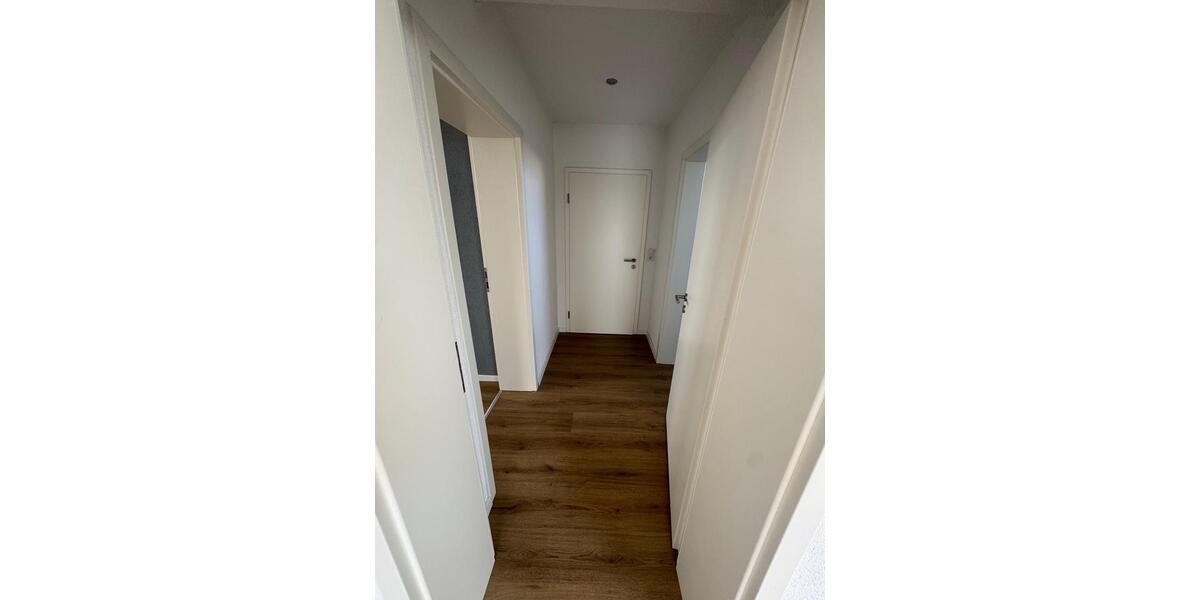 Dachgeschoßwohnung Wabern - 3 Zimmer, 95 m&sup2;, 950&euro; | Angebot:25997870