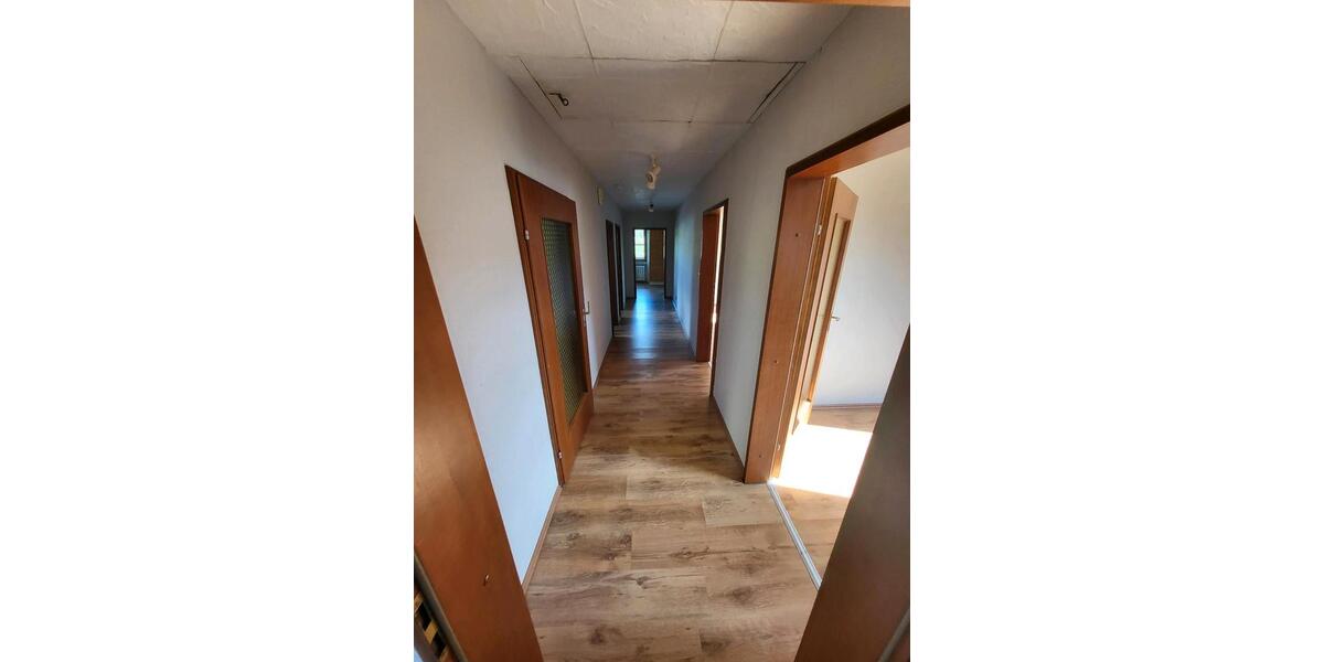 DG-Wohnung hell & gepflegt mit guter Anbindung 3 zimmer