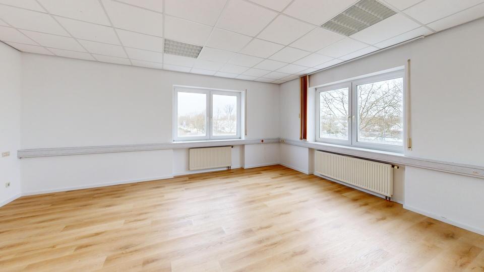 Gewerbeobjekt Finsterwalde - 2.000&euro; | Angebot:25977868
