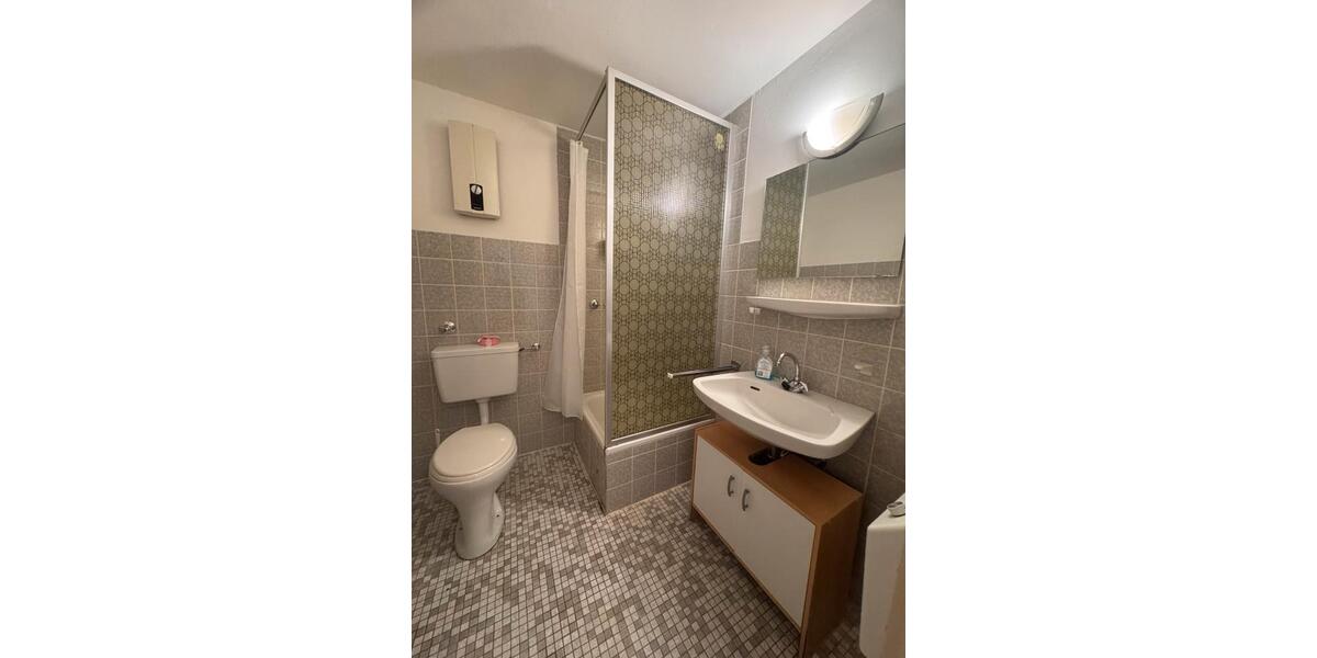 Etagenwohnung Wuppertal Cronenberg - 1 Zimmer, 23 m&sup2;, 141&euro; | Angebot:26516453