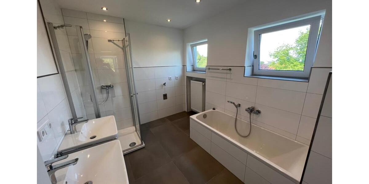 Erdgeschoßwohnung Landau an der Isar - 4 Zimmer, 105 m&sup2;, 975&euro; | Angebot:26568428