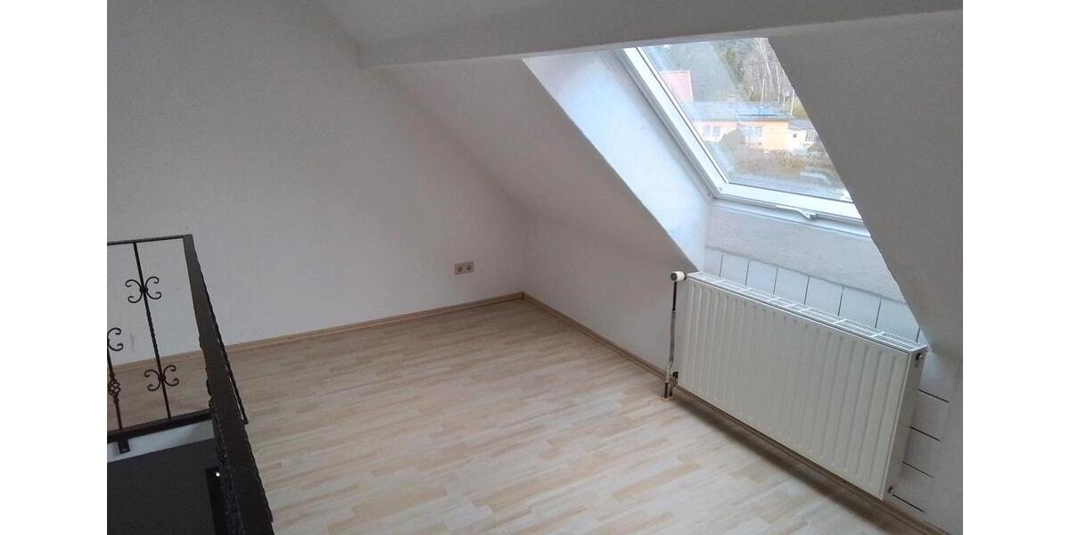 Etagenwohnung Schiffweiler - 2 Zimmer, 90 m&sup2;, 600&euro; | Angebot:24673812