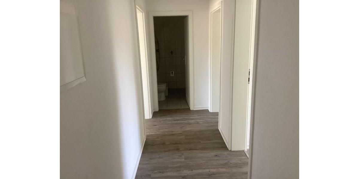Etagenwohnung Kassel Niederzwehren - 4 Zimmer, 68 m&sup2;, 705&euro; | Angebot:26703065