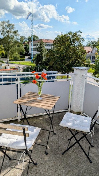 *Herrsching - großzügige, ruhig gelegene Maisonette -Wohnung mit Studio und 3 Balkone