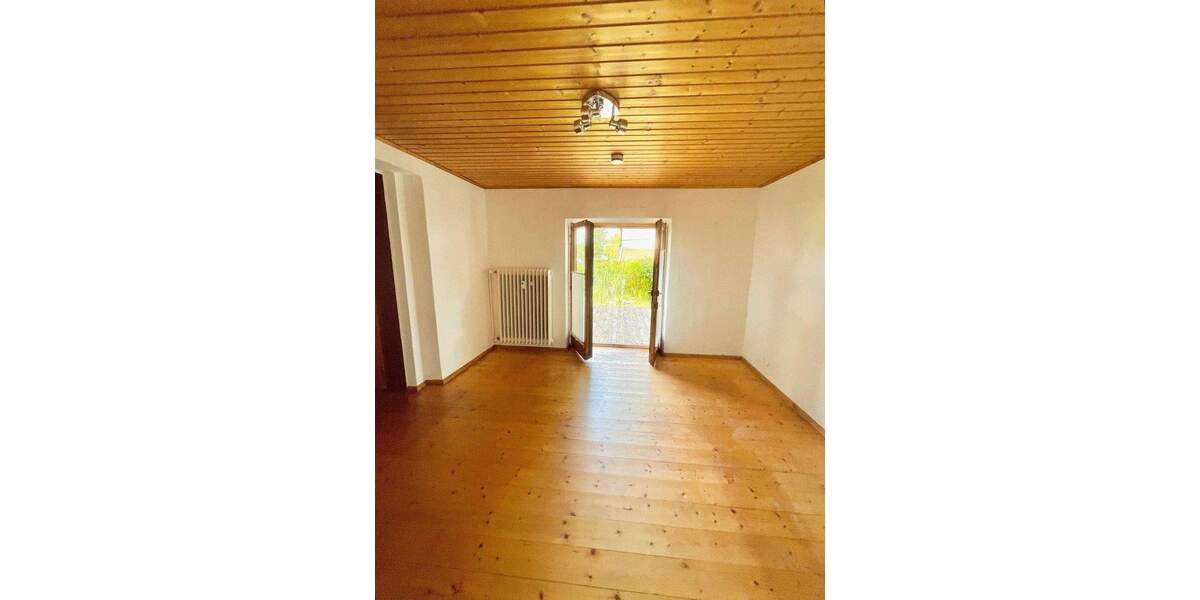 Etagenwohnung Kollnburg - 2 Zimmer, 57 m&sup2;, 420&euro; | Angebot:26141241