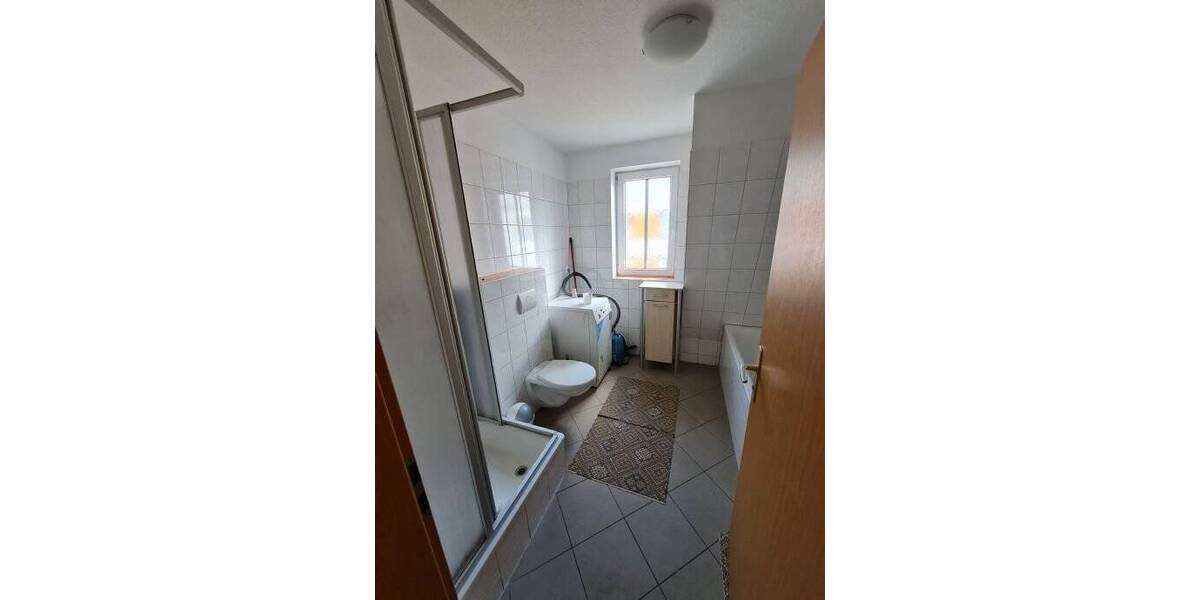 Etagenwohnung Jena West - 260&euro; | Angebot:19304009